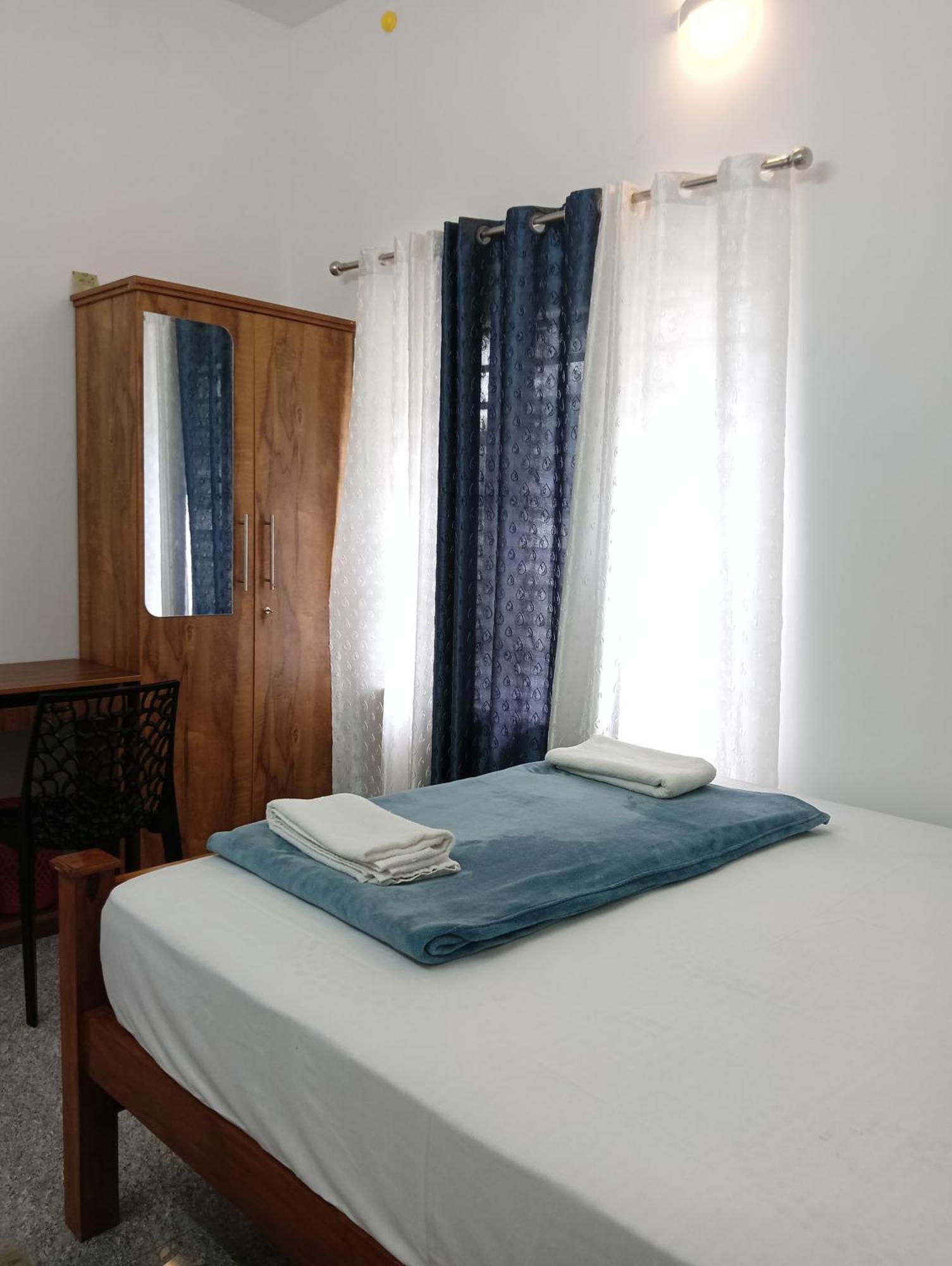 अपार्टमेंट Whitefort Rohini
